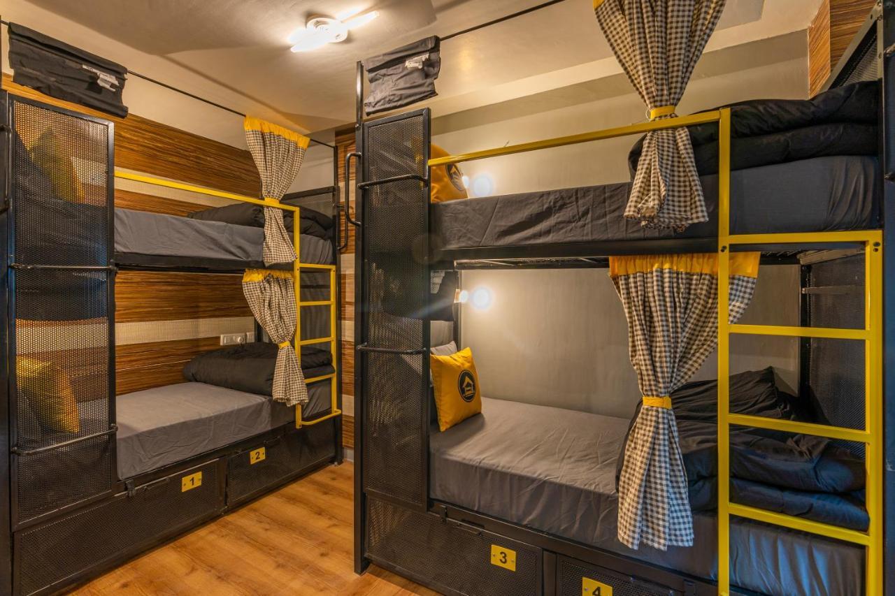 The Hosteller Mcleodganj, Mall Road McLeod Ganj Eksteriør bilde