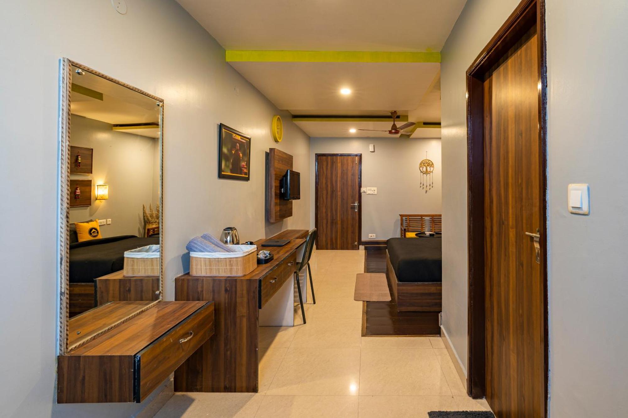 The Hosteller Mcleodganj, Mall Road McLeod Ganj Eksteriør bilde