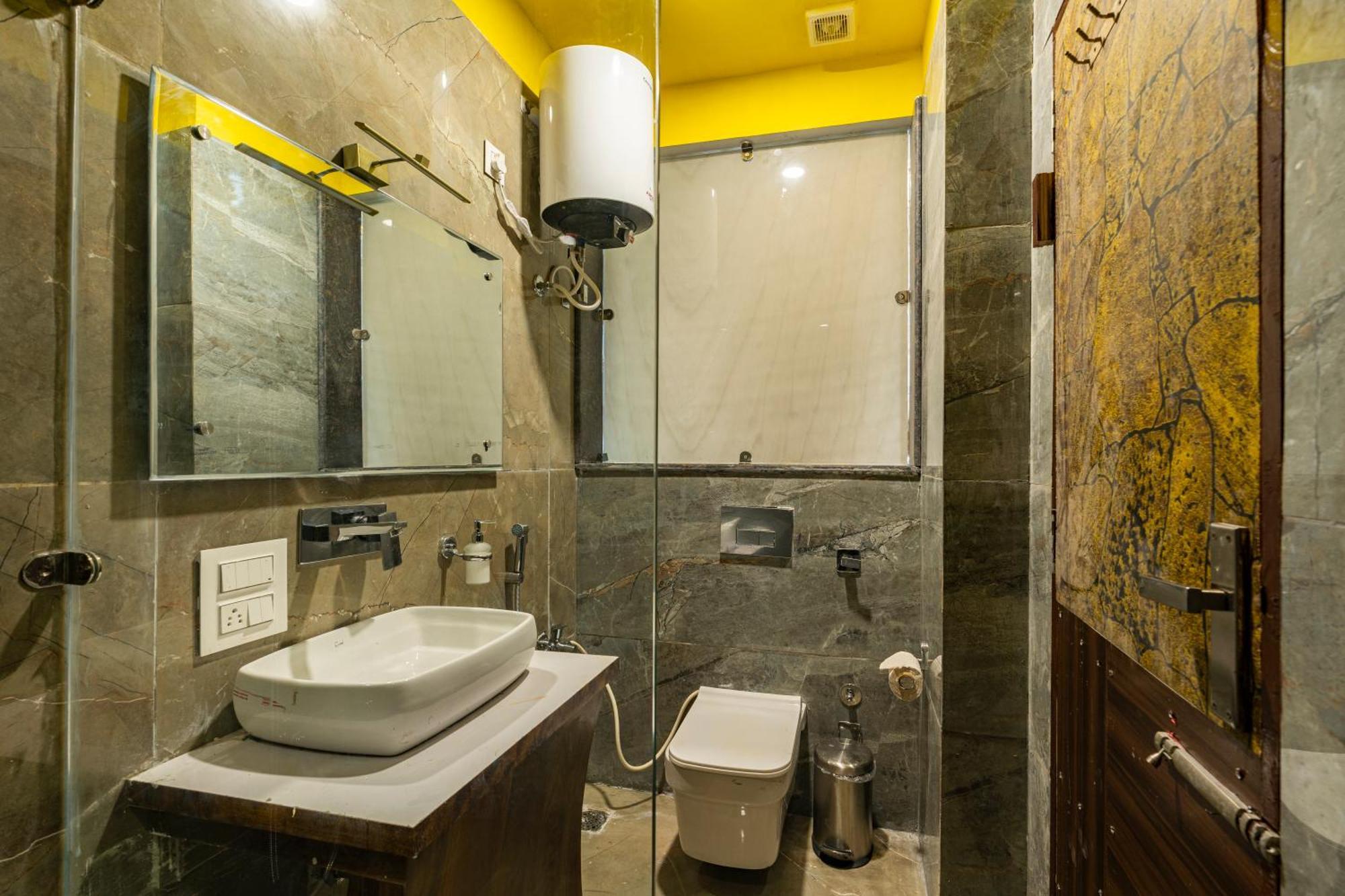 The Hosteller Mcleodganj, Mall Road McLeod Ganj Eksteriør bilde